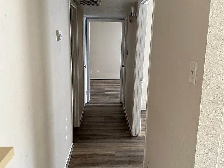 10100 S Gessner Rd #212 — Photo 7