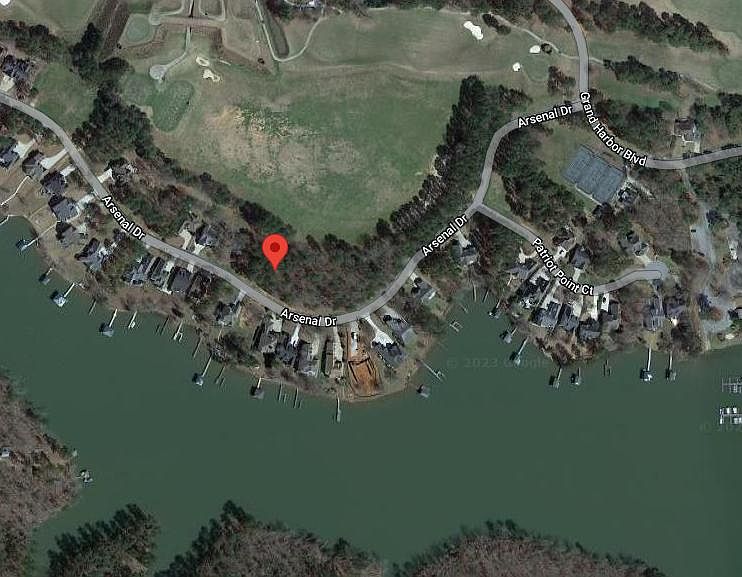 1st image of 224 Arsenal Dr