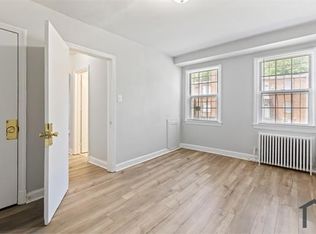 219 Oakwood St SE, Washington, DC