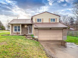 135 Meadow Creek Dr, Florence, KY 41042