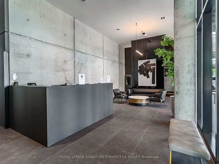 21 Lawren Harris Sq #910 — Photo 12
