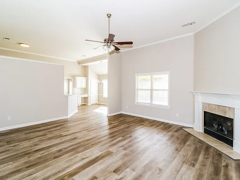 9245 Tamhaven Dr — Photo 5