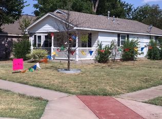 1349 Elmwood Ave, Fort Worth, TX 76104
