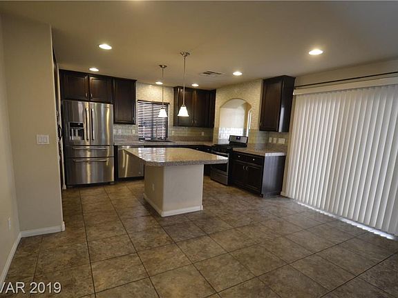 3rd image of 5906 Mendocino Hill Ave