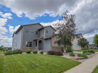907 N Eagle Run, Dell Rapids, SD 57022