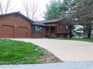 1676 Oahu Ct, Worden, IL 62097