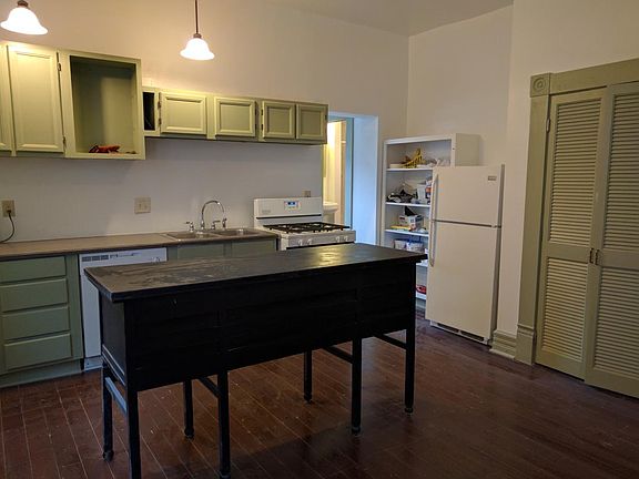 4th image of 1341 Dennison Ave