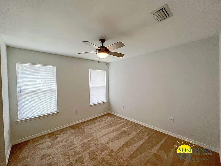 124 Harding Rd #B — Photo 15