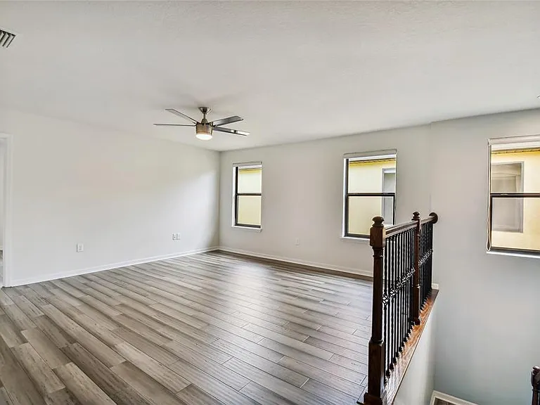 11027 Tahiti Isle Ln — Photo 14