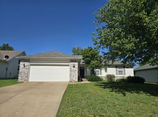 1745 S Fisk Ave, Springfield, MO 65802