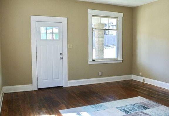 2nd image of 4254 Carlin St