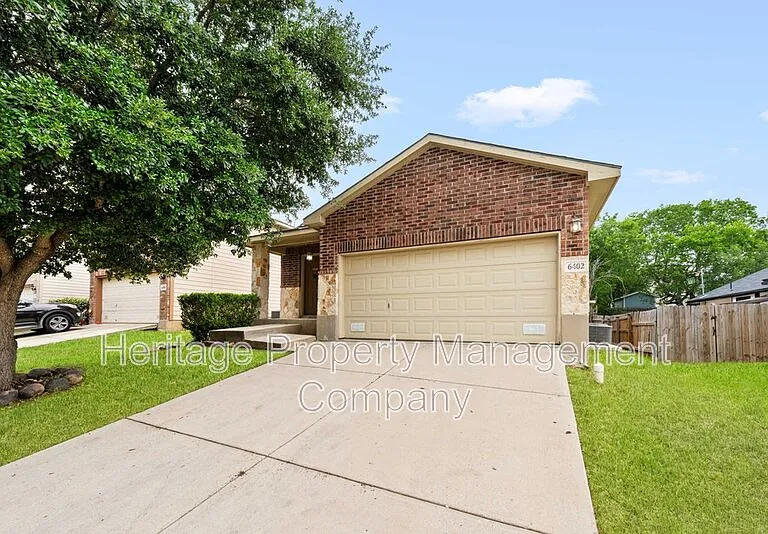 6402 Candleview Ct — Photo 2