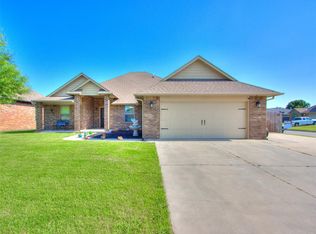 112 SW 143rd St, Oklahoma City, OK 73170