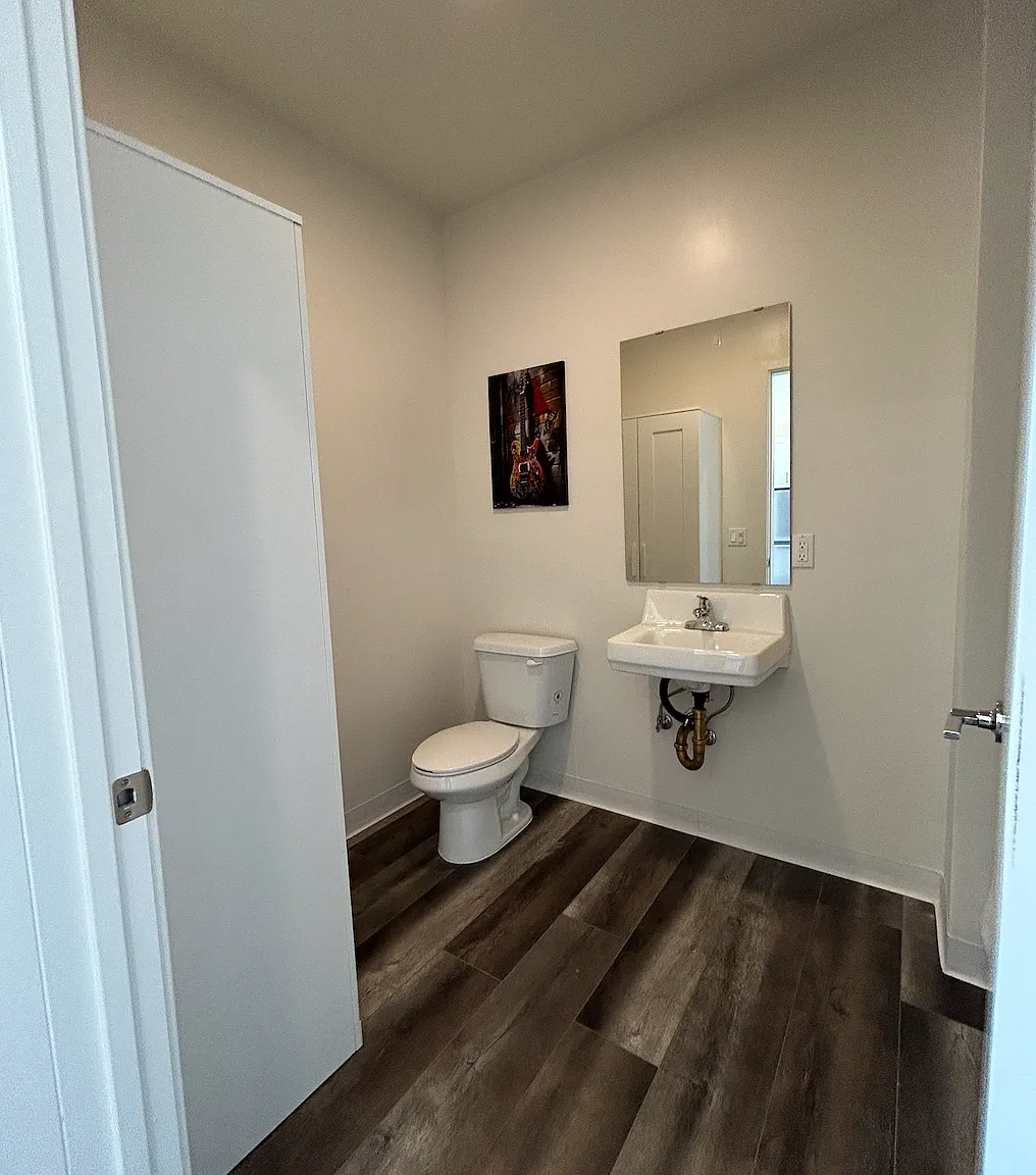 1 bed, $2,280 — Photo 3
