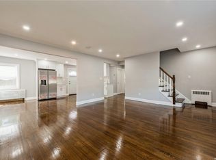 34 Meadowbrook Rd, Hempstead, NY 11550