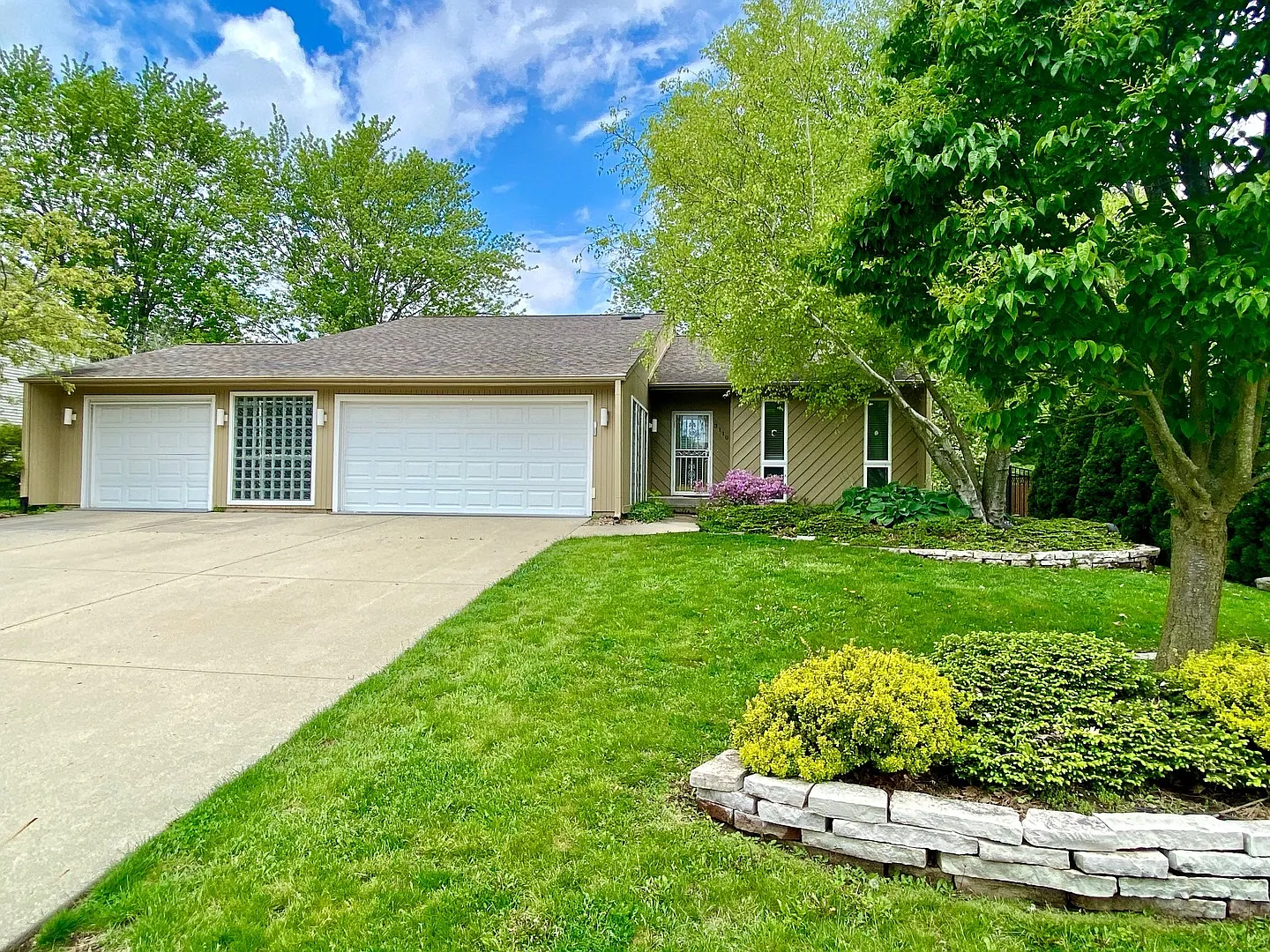 3110 Bristol Dr photo 1