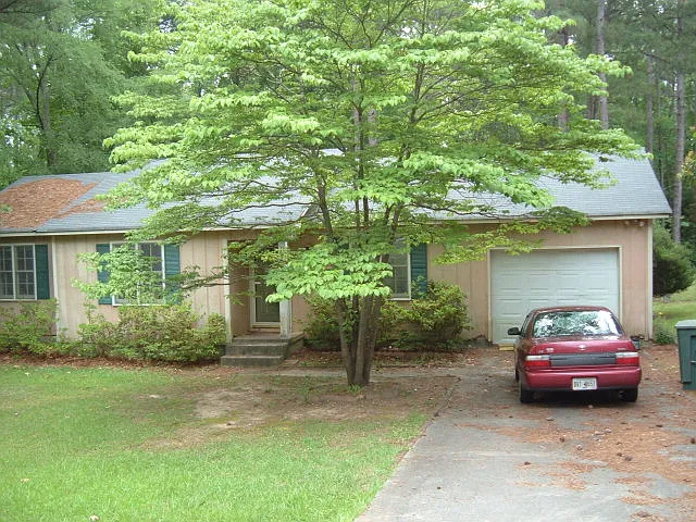 439 Loblolly Ln photo 1