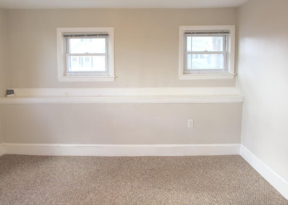 1st bedroom