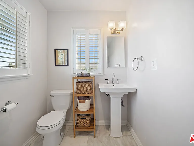 3085 Motor Ave — Photo 29