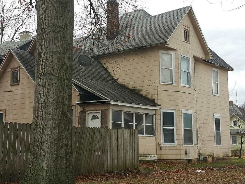 2nd image of 1444 S 8th St