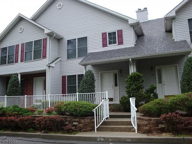 1st image of 52 Heather Ln #52