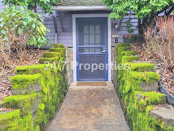 2nd image of 1228 NE 26th Ave Unit B
