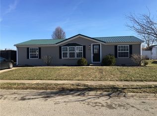 4695 Breckenridge Dr, Columbus, IN 47203