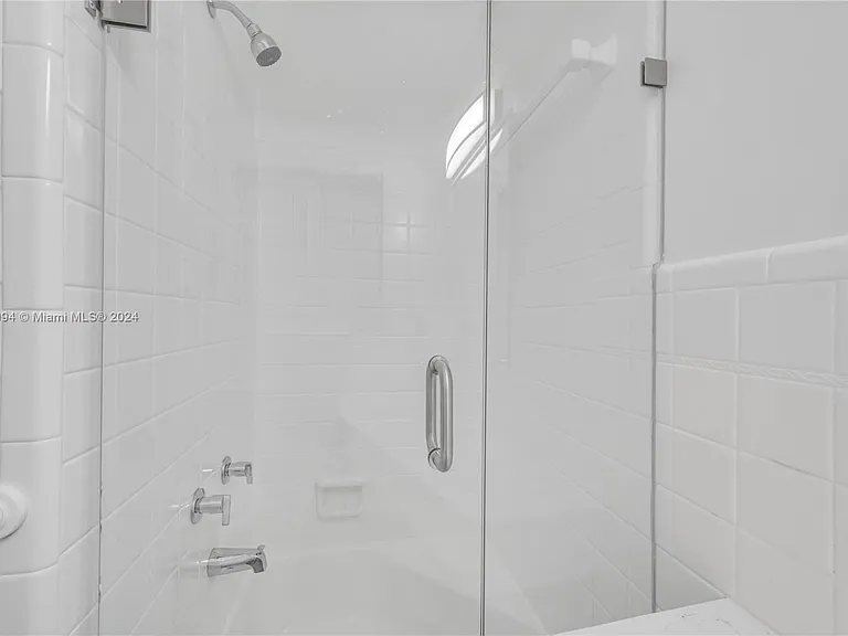 630 NE 117th St — Photo 53