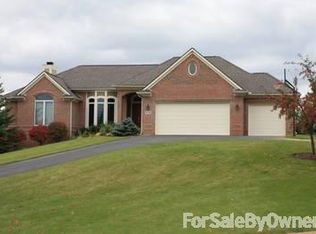 7652 Beebalm Ct, Dexter, MI 48130