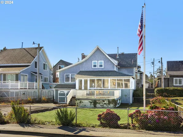 75 12th Ave, Seaside, OR 97138