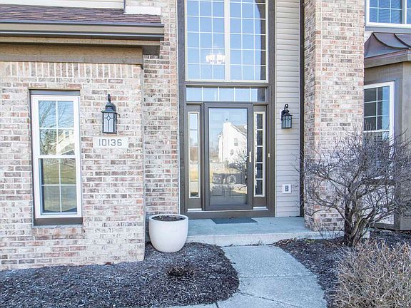 4th image of 10136 Hawks Lake Dr
