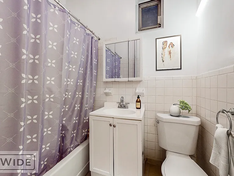 228 E 36th St #2C — Photo 4