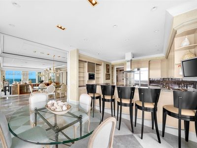 3350 SW 27th Ave #PENTHOUSE 2201, Miami, FL, 33133