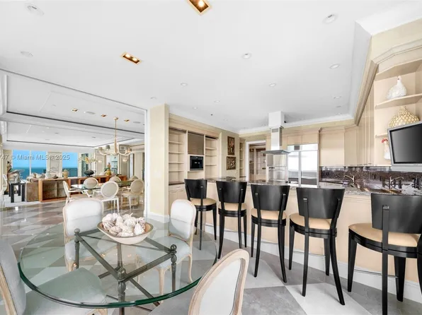 3350 SW 27th Ave #Penthouse 2201, Miami, FL 33133