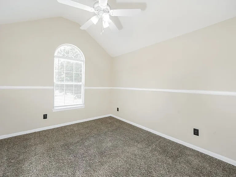 4063 Percheron Ln — Photo 14