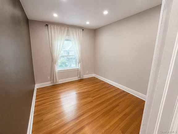 5th image of 8755 114th St Floor 2