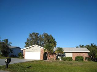 1573 SE Cambridge Dr, Port Saint Lucie, FL 34952