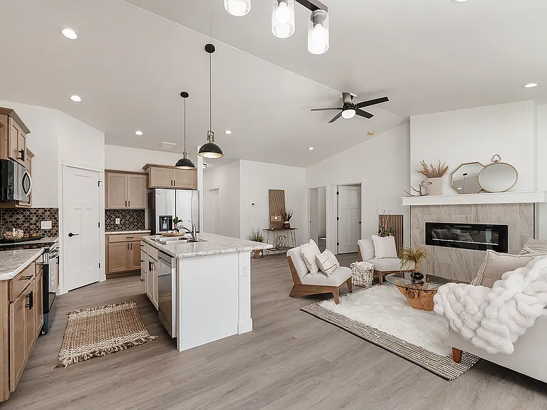 5915 Little River Loop E #1 — Photo 12