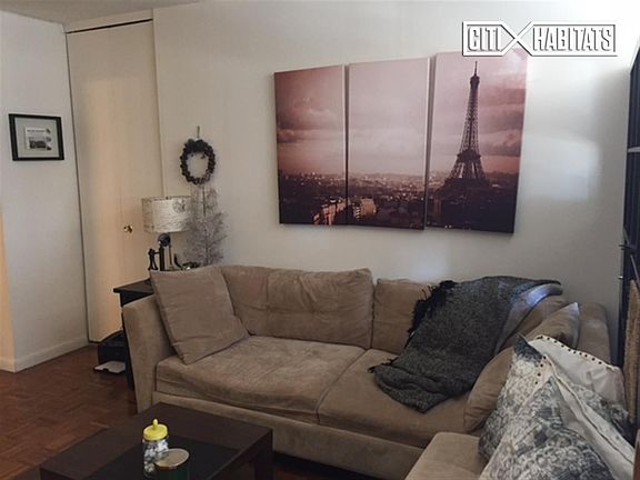 3rd image of 211 W 56th St APT 32F