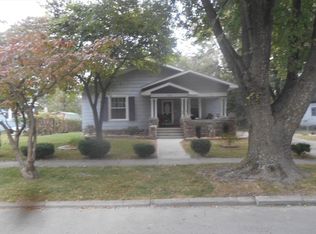 1608 N Clay Ave, Springfield, MO 65803