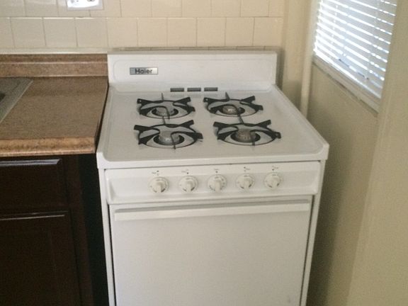 4th image of 2233 E Washington Blvd