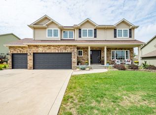 4014 139th St, Urbandale, IA 50323