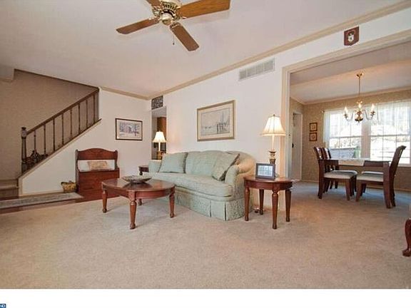 5th image of 1405 Henry Dr