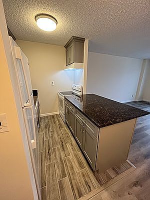 3rd image of 25-40 Shore Blvd #5O