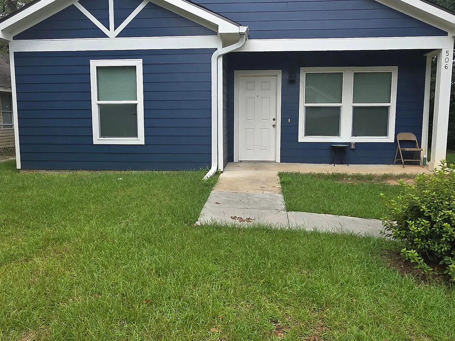Charming 2 Bed/2 Bath Single Family Home in Mobile, AL - $1250/mo — Photo 1