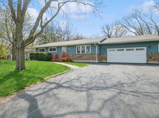 12313 Roger Rd, Woodstock, IL 60098