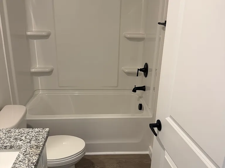119 8th Avenue Dr SE — Photo 11