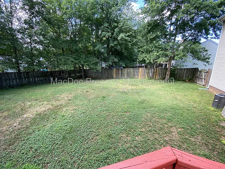 9 Brown Cir — Photo 46
