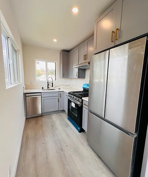 1408 Armadale Ave #2 — Photo 5