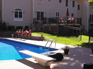 9 Partridge Rd, Windham, NH 03087